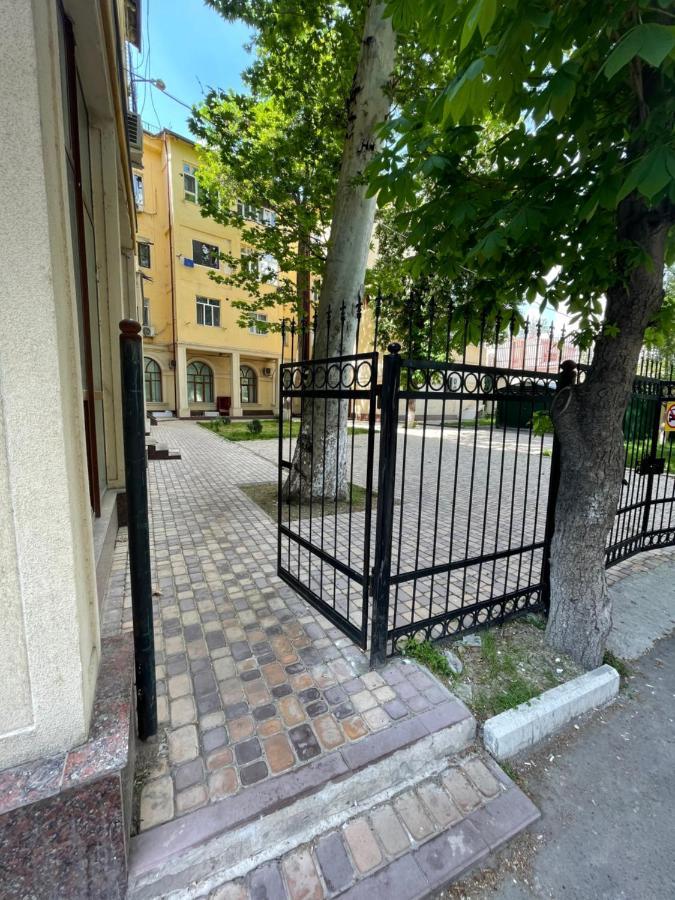 Amir Temur Apartment In Center After Renovation Ташкент Екстериор снимка