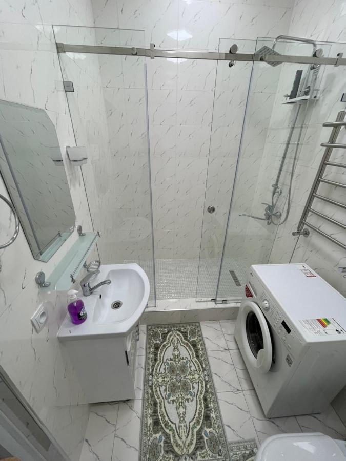 Amir Temur Apartment In Center After Renovation Ташкент Екстериор снимка